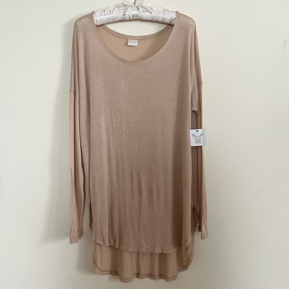 Tresics Beige Long Sleeve Women's neutral Top NWT L